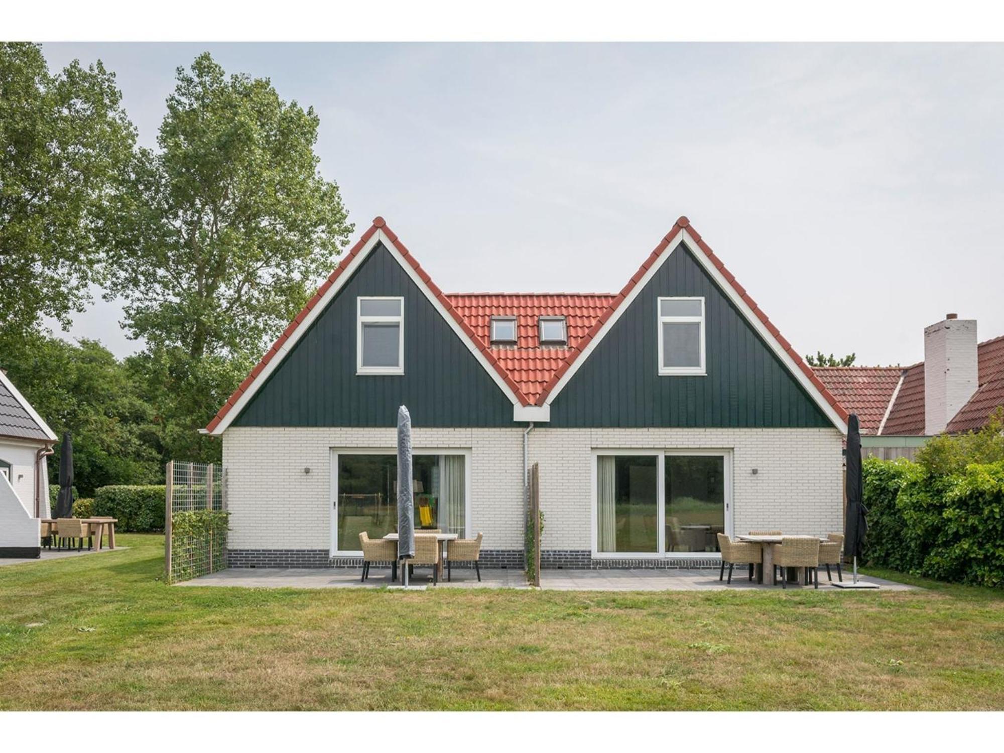 Modern Bungalow In De Cocksdorp With Terrace エクステリア 写真